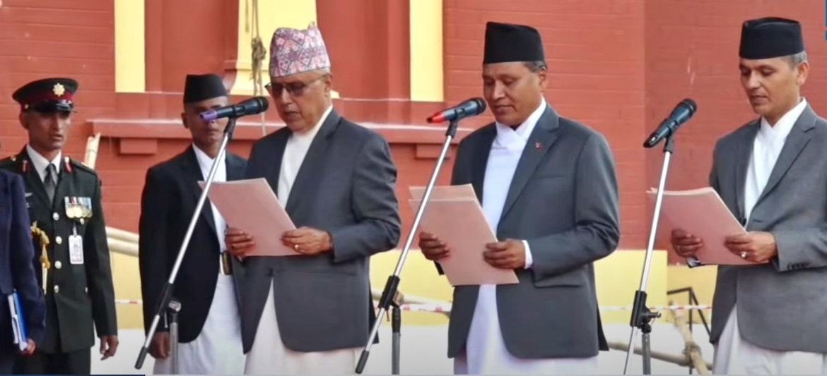 शितलनिवासमा तीन मन्त्रीले लिए सपथ